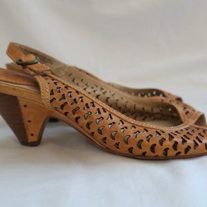 Frye Maya Slingbacks 9.5